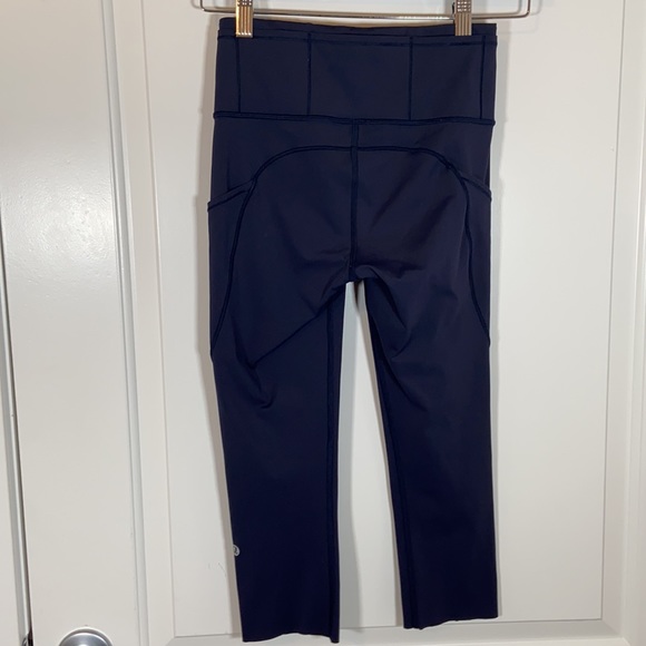 Lululemon Fast & Free Crop II - Picture 3 of 11